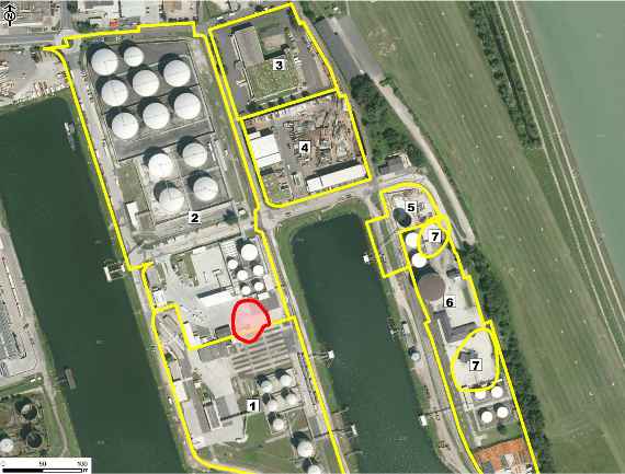 Lage der umliegenden Tanklager (schematisch, gelb dargestellt) sowie des Altlastbereiches (rot dargestellt) im Luftbild (Befliegung 2017)